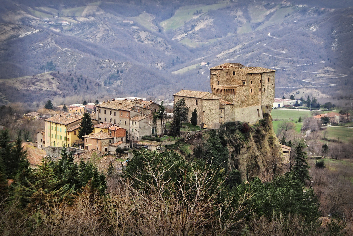 Rocca di Fregoso ... Sant'Agata Feltri (marzo 2013)